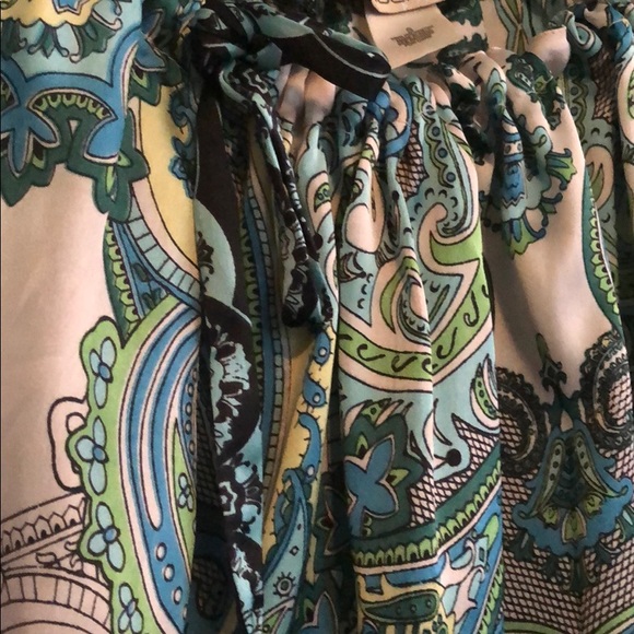 Polyester blouse - Picture 3 of 5